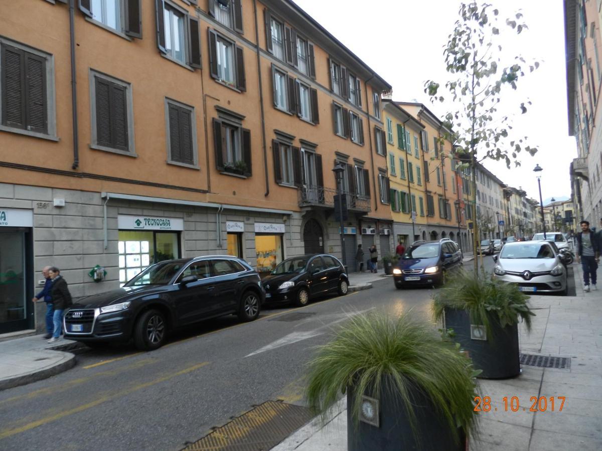 Bergamo Center Appartement Buitenkant foto